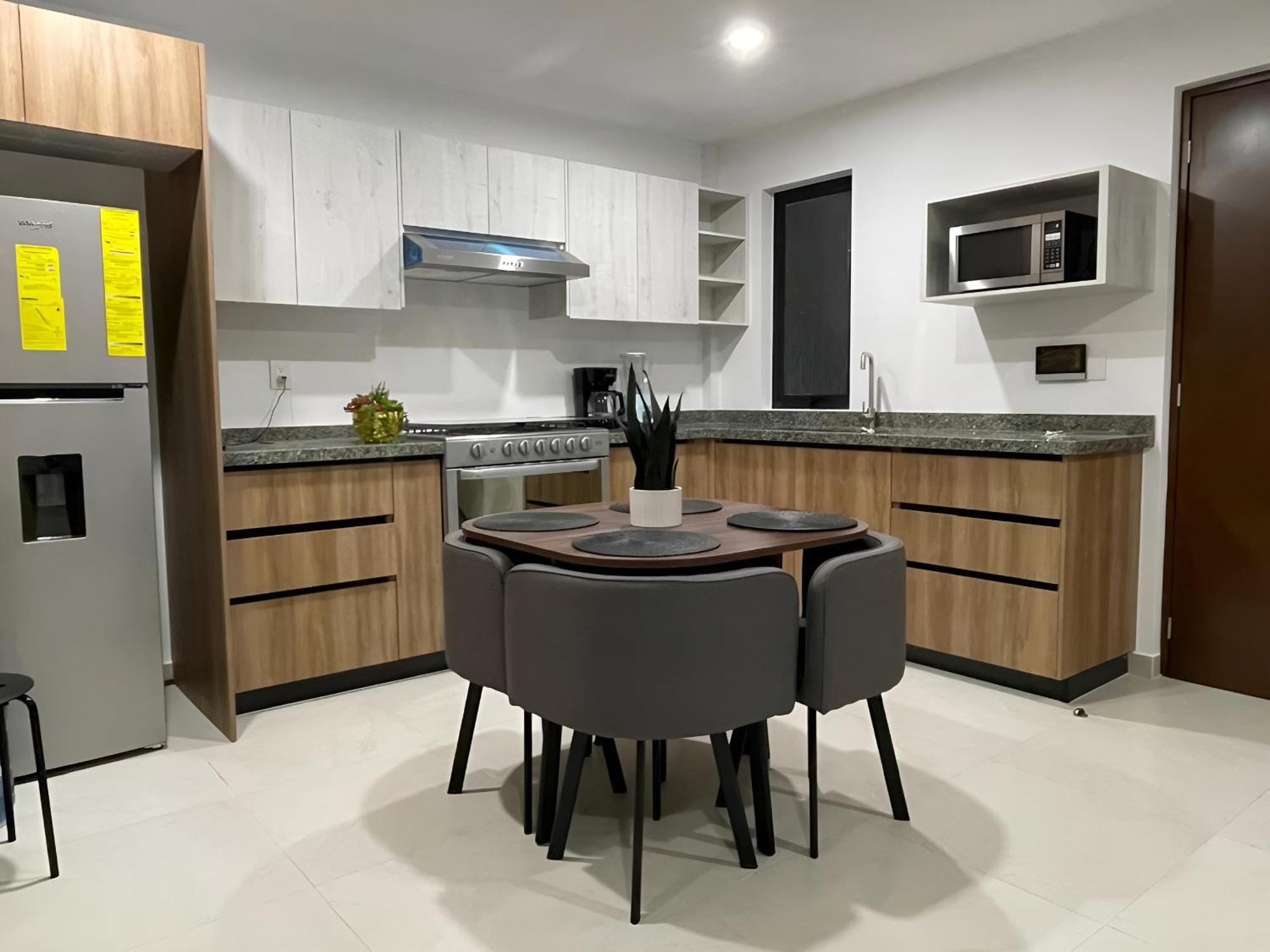 Depa Familiar Centrico Gdl Con Estacionamiento Apartment Guadalajara Ngoại thất bức ảnh