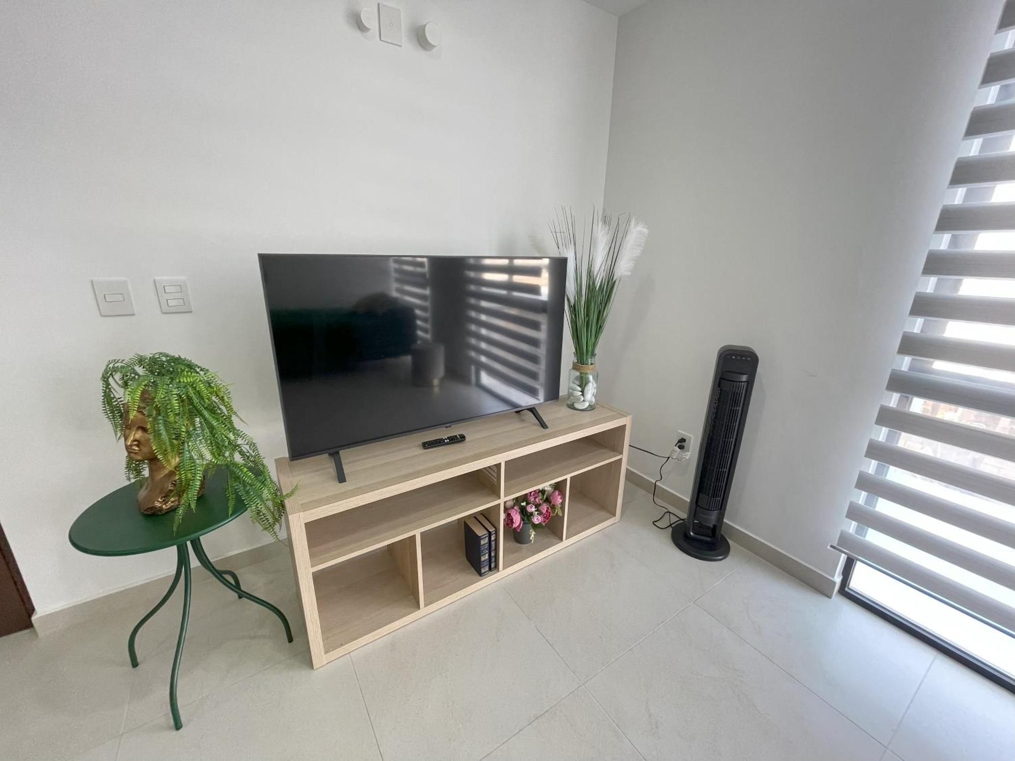 Depa Familiar Centrico Gdl Con Estacionamiento Apartment Guadalajara Ngoại thất bức ảnh