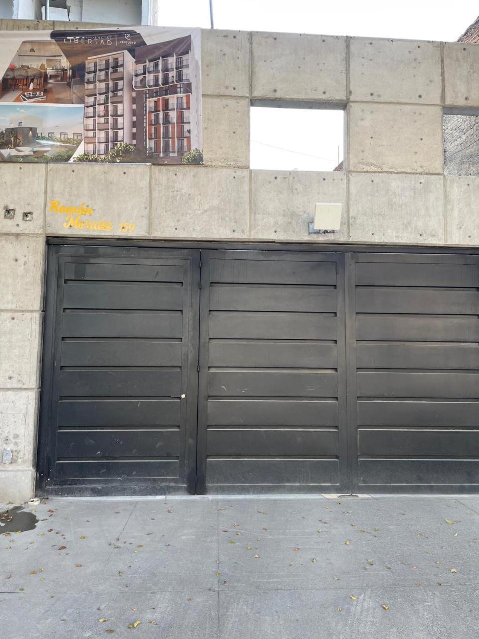 Depa Familiar Centrico Gdl Con Estacionamiento Apartment Guadalajara Ngoại thất bức ảnh